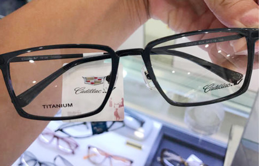 如何配一副稱心如意的近視眼鏡？